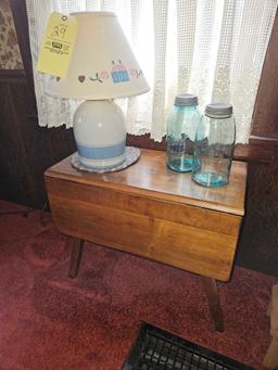 Crock Base Lamp, Blue Jars & Fold Top Oak Stand