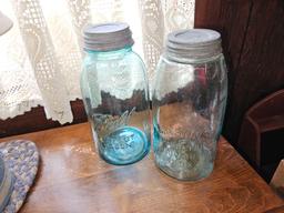 Crock Base Lamp, Blue Jars & Fold Top Oak Stand