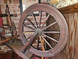 Vintage Spinning Wheel - Upright Spindle Damaged