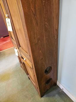 Vintage Oak Kitchen Cabinet - Contents not included in this lot.