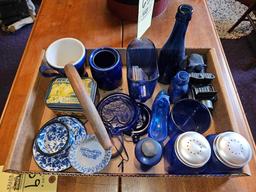 Assortment Blueglass & Small Decor