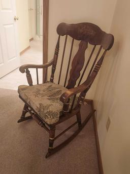 Philadelphia Colonial Style Rocking Chair