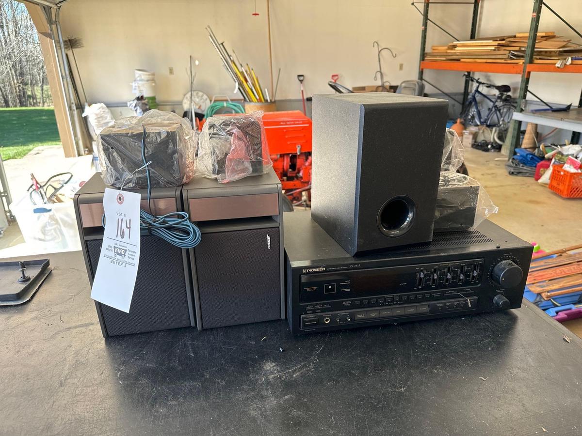 pioneer stereo and Bose speakers