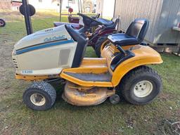 Cud Cadet HDS2155 riding mower