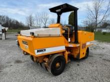 2005 Rosco 915 Pneumatic Tired Roller