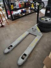 Pallet Jack 4400lb Capacity (works)