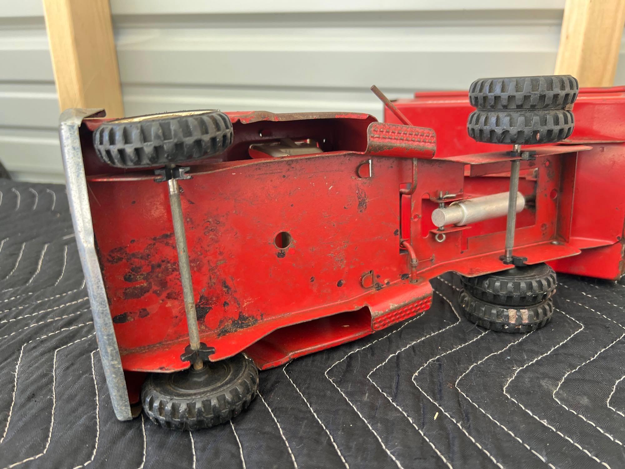 Vintage Structo Hydraulic Dumper Truck, Nylint Hydraulic Dump Truck