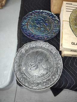 (18) Imperial Christmas Plates