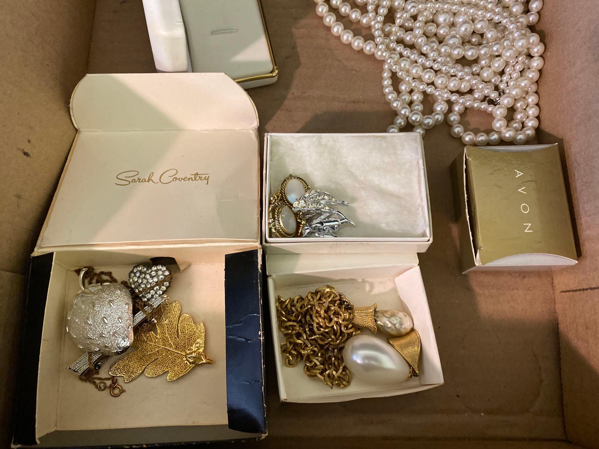 Box Full Of Costume Jewelry 5lbs 2oz