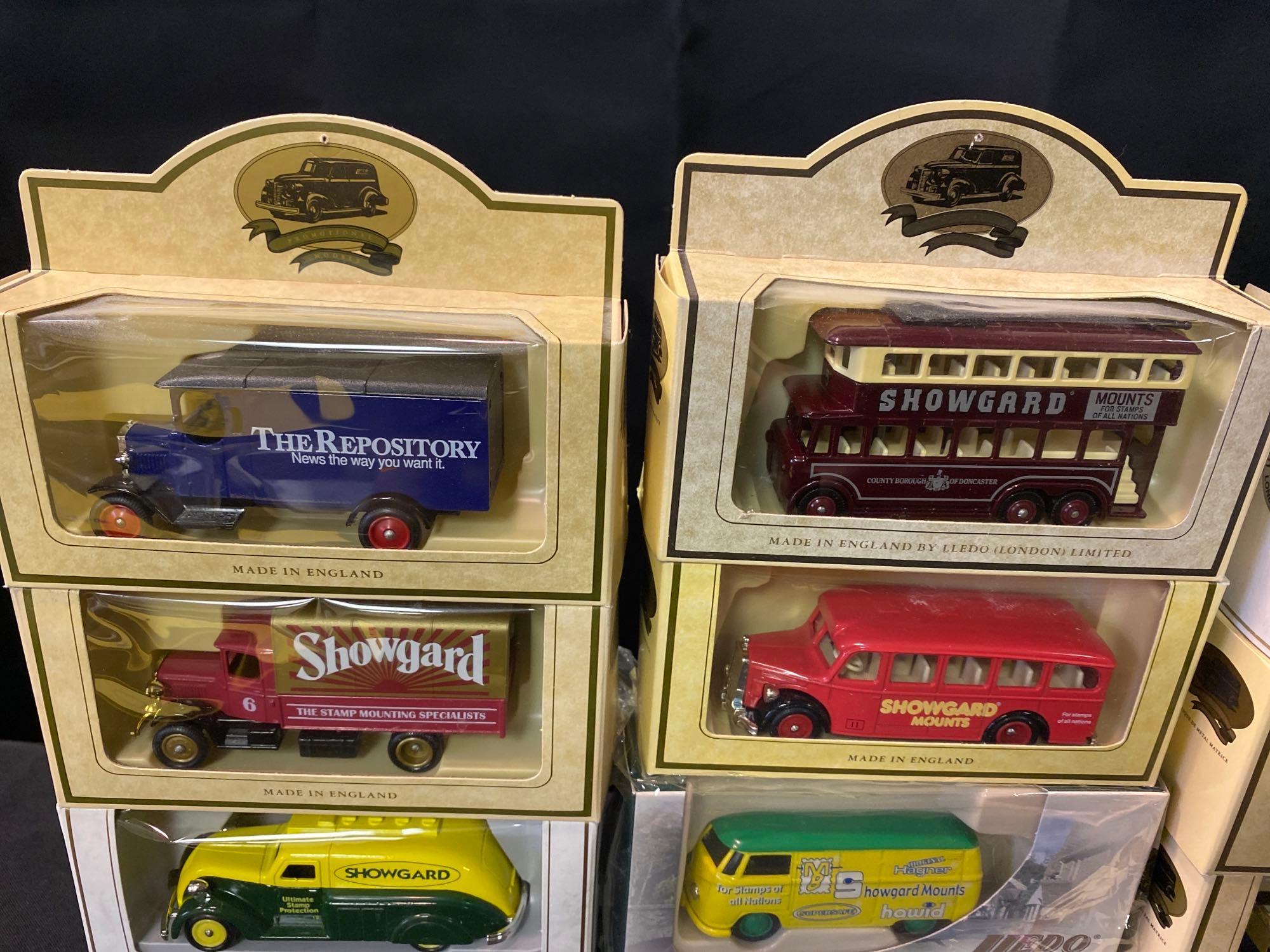 Model English Advertisement Trucks