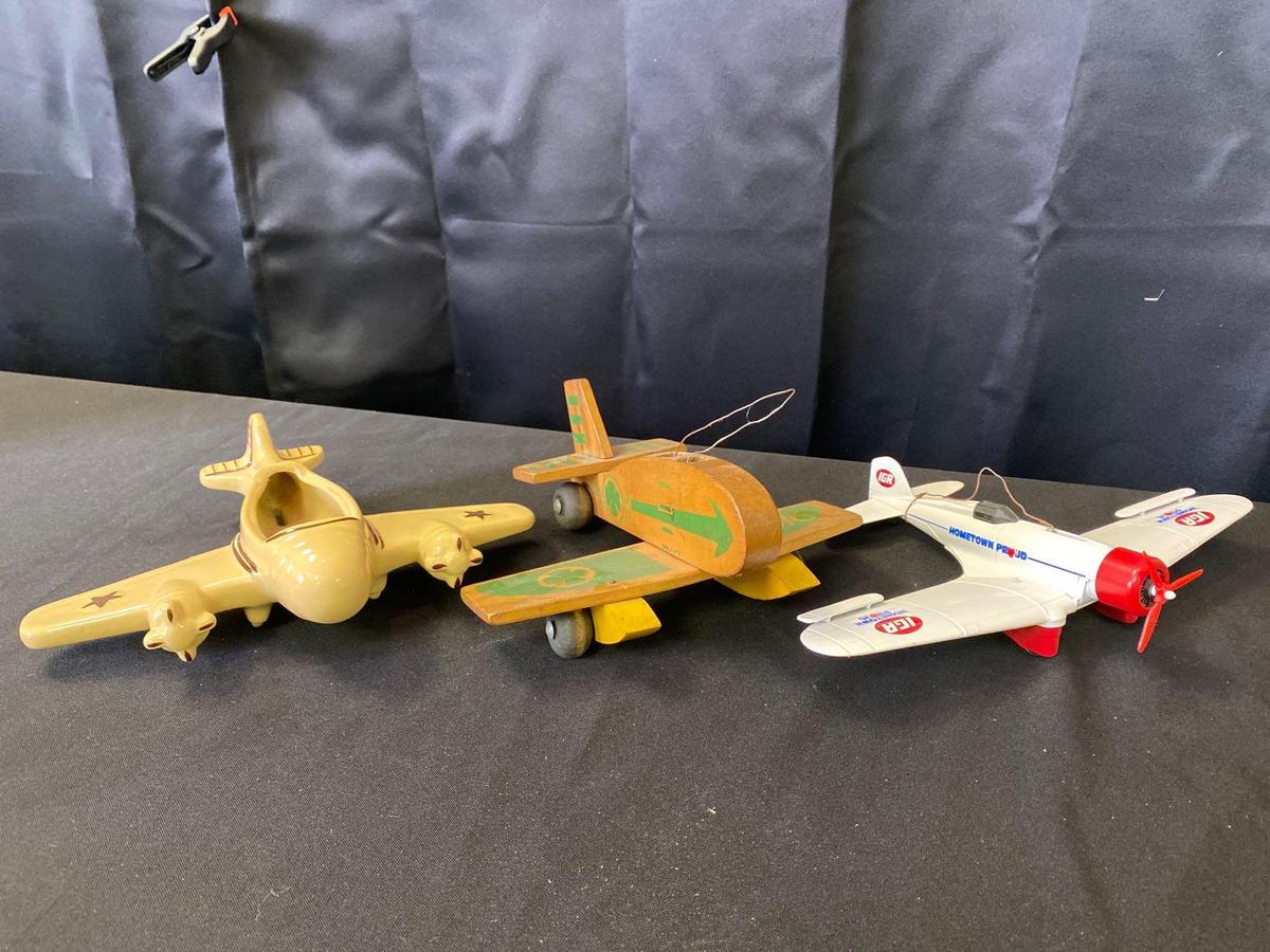 (3) Model Airplanes, IGA