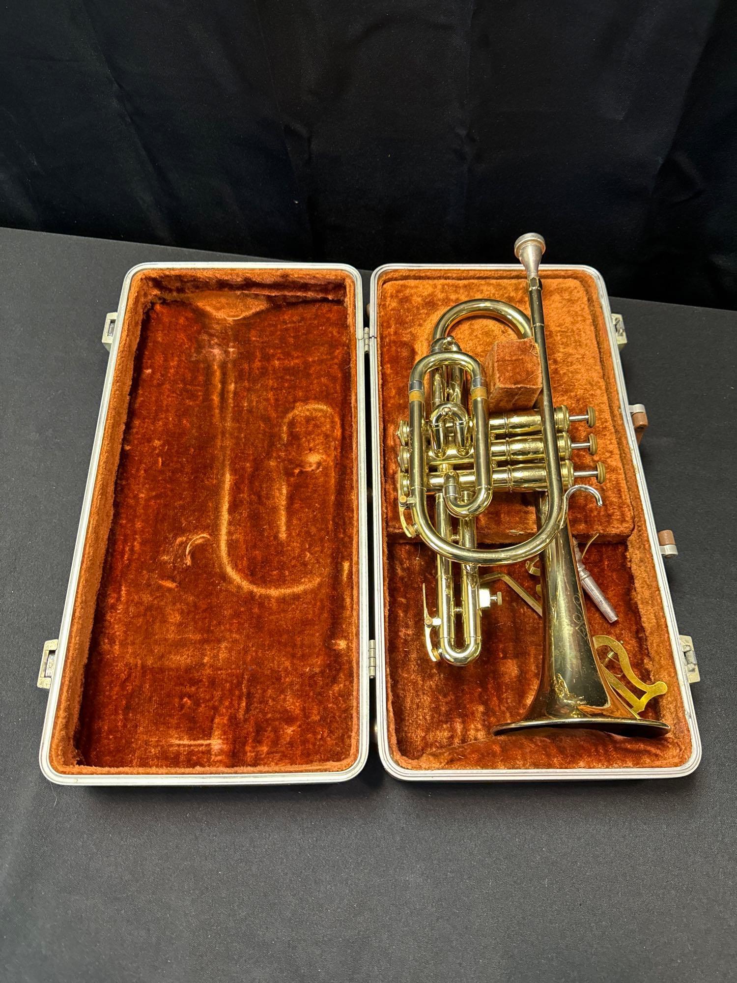 Olds Ambassador Cornet with case