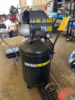 Central Pneumatic 21 Gallon Air Compressor