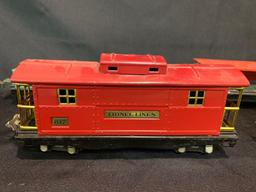 (7) Early Pre War Lionel Freight Cars & Crane
