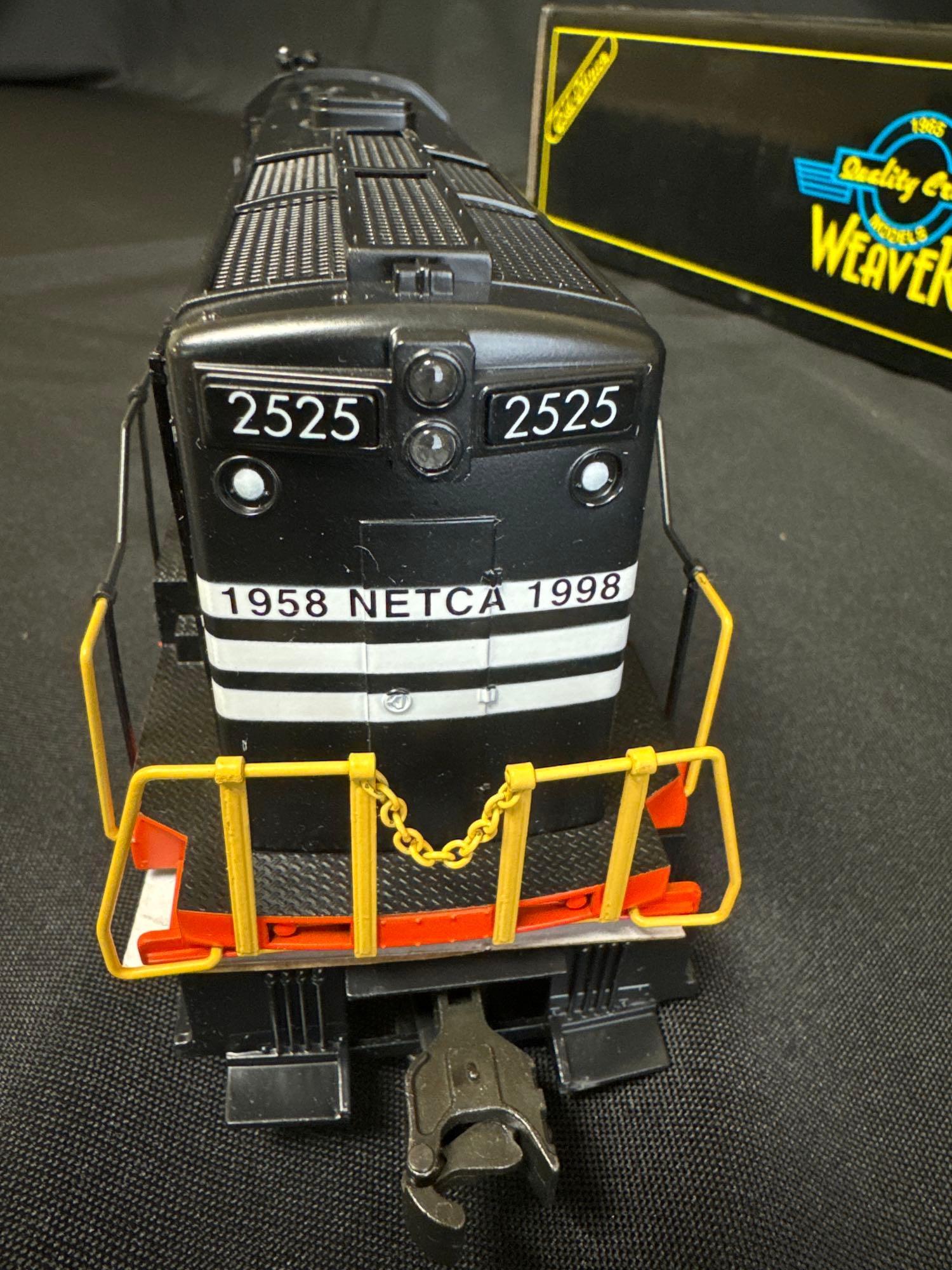Weaver U25B Diesel Locomotive NETCA New Haven