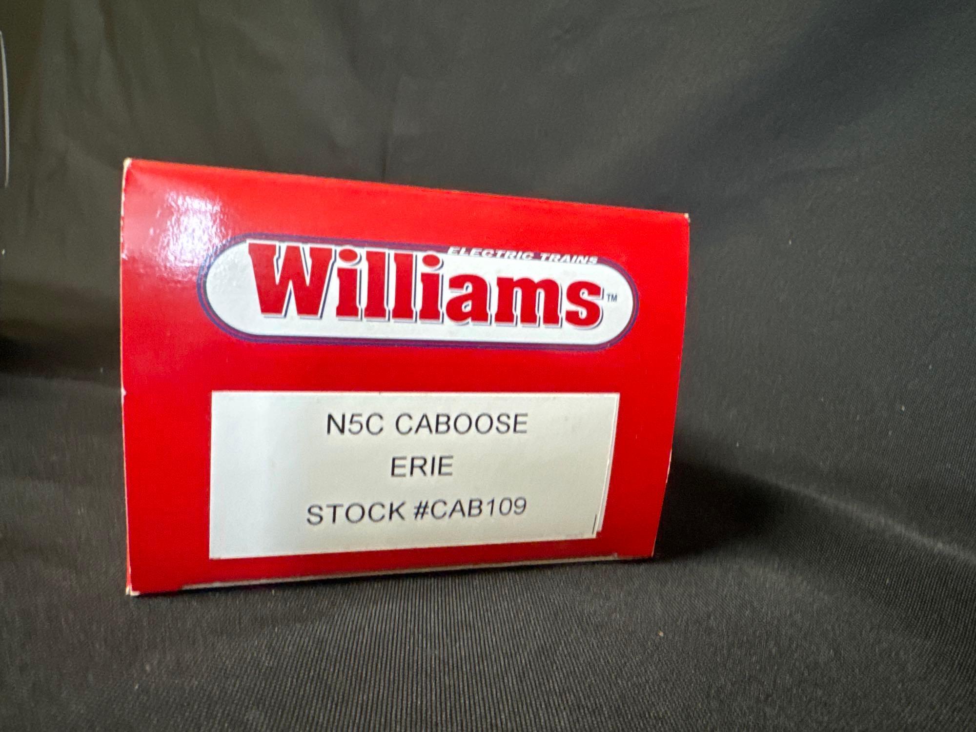 Williams assorted freight cars (5)