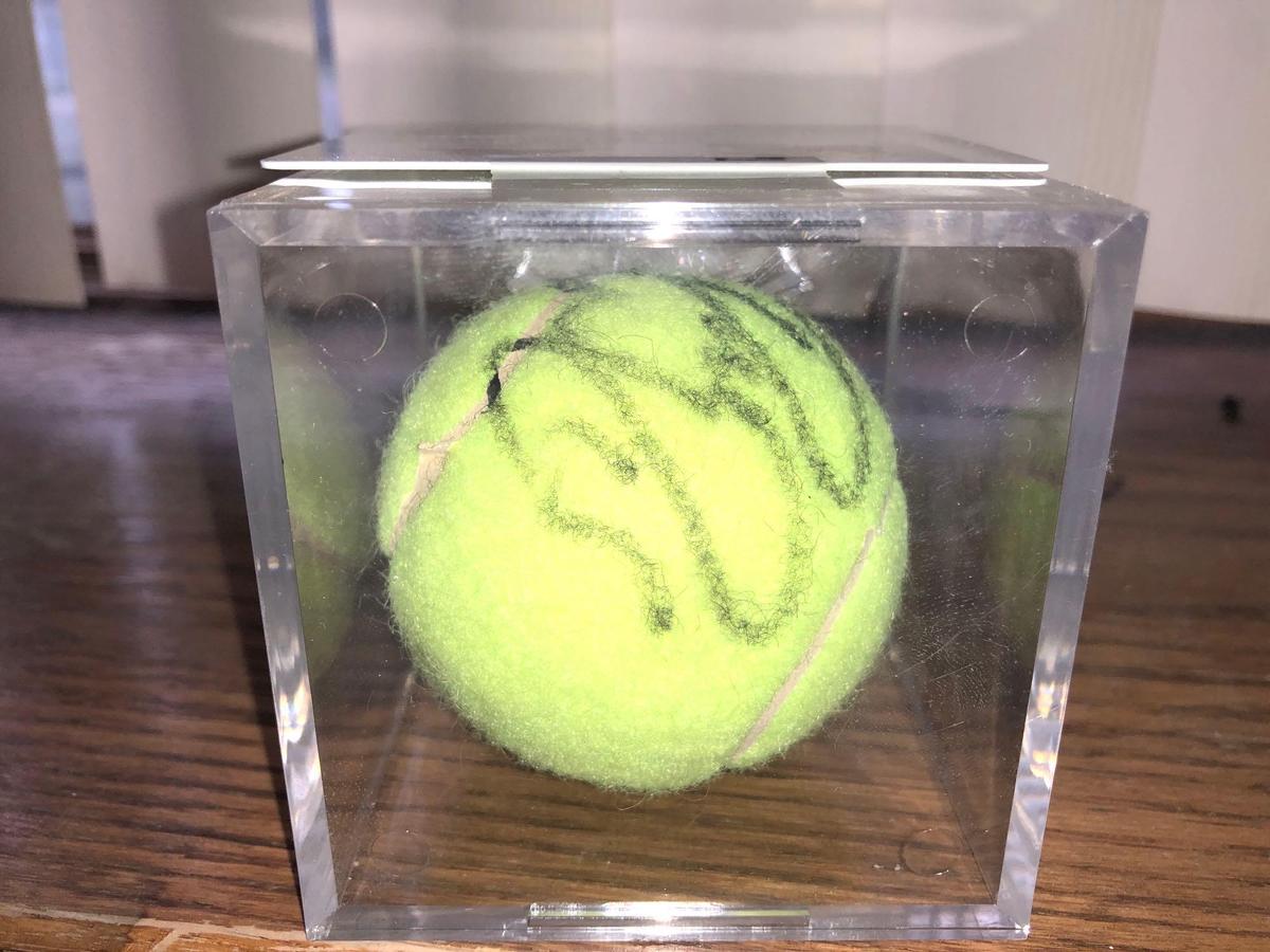 Roger Federer autographed tennis ball