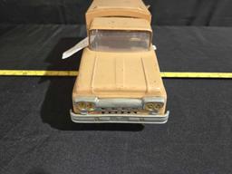 Tonka Toys Sportsman Truck and Trailer