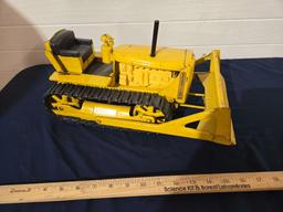 Model Toys Caterpillar Bulldozer