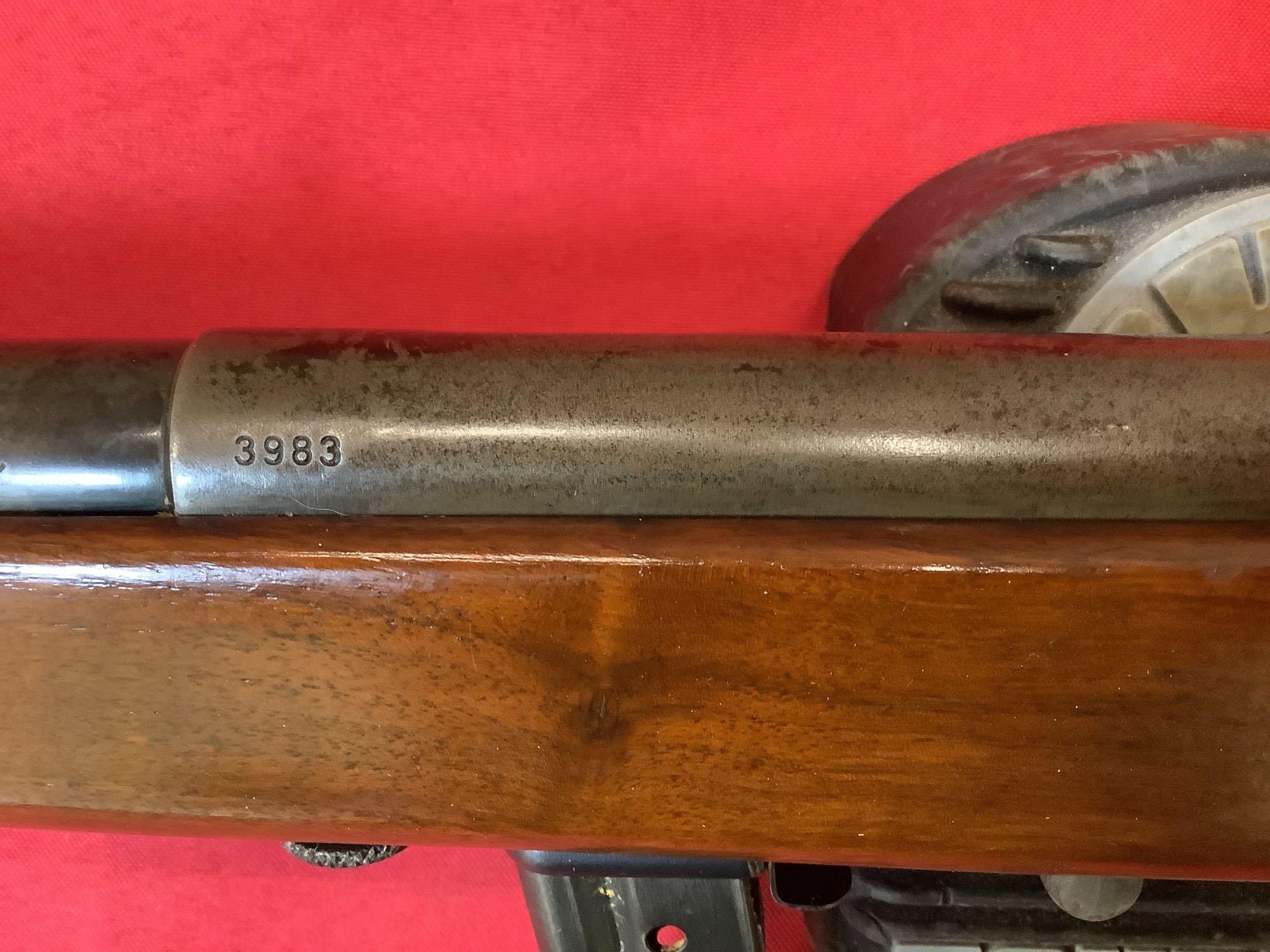 Harrington & Richardson mod. 150 Leatherneck Rifle