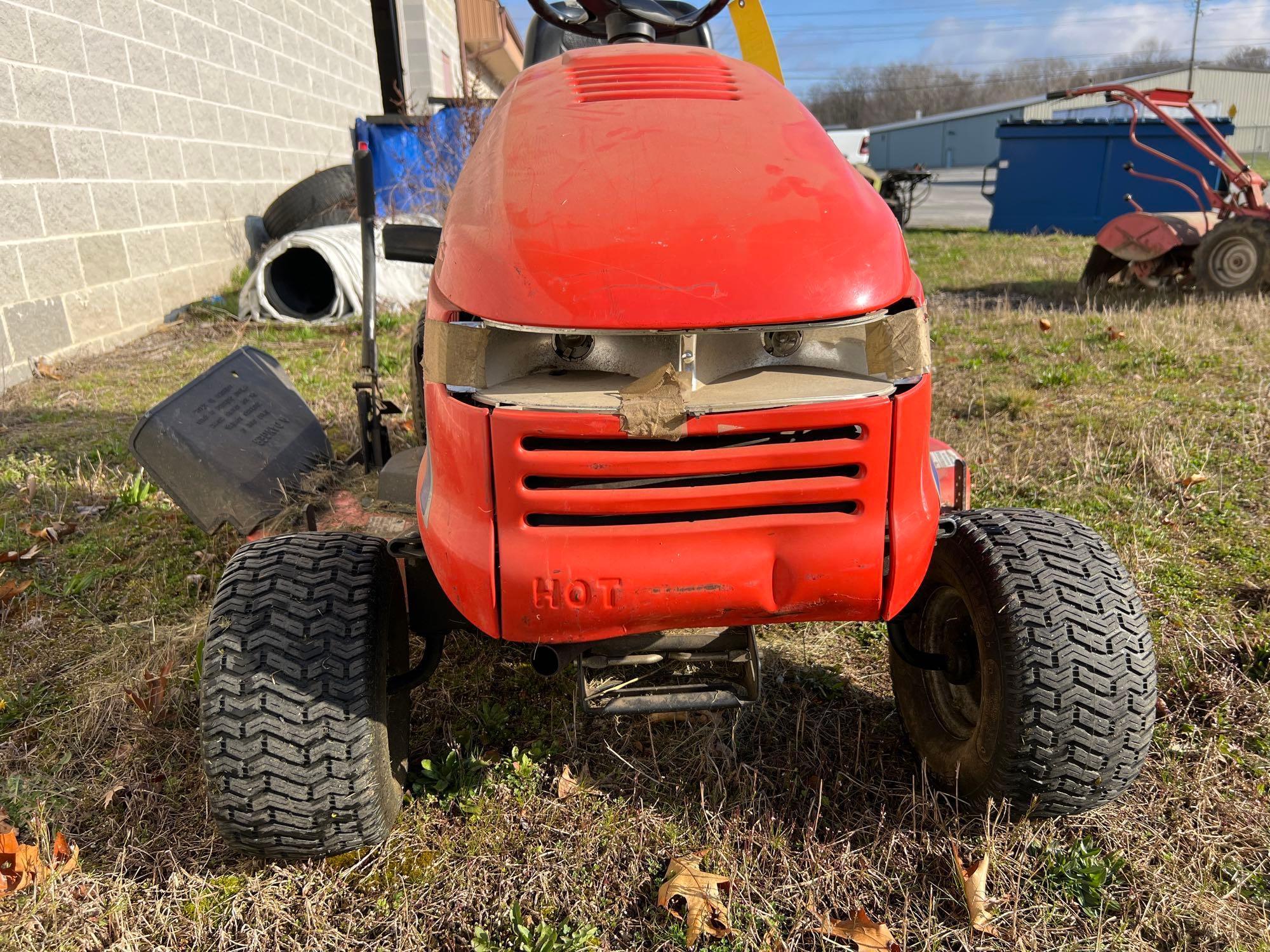 Simplicity Regent Riding Lawn Mower