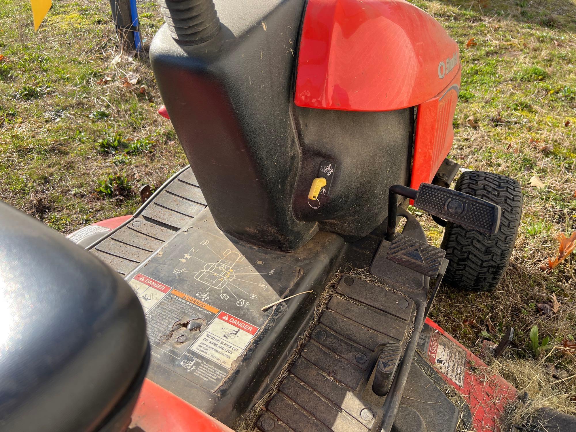 Simplicity Regent Riding Lawn Mower