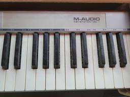 M-Audio Keystation 49e 49-Key Mobile USB MIDI Controller