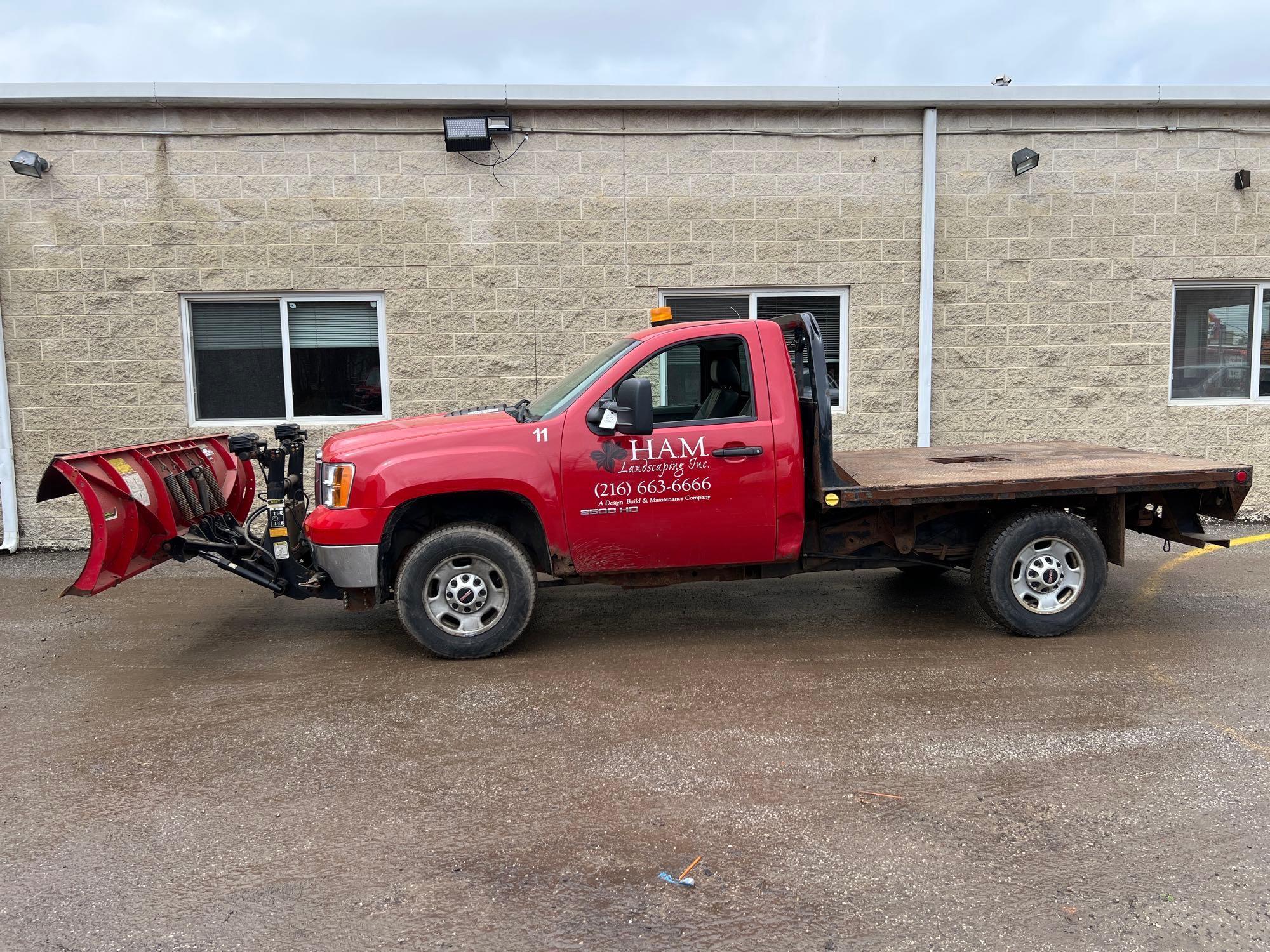 2013 GMC Sierra 2500 HD Flatbed Truck