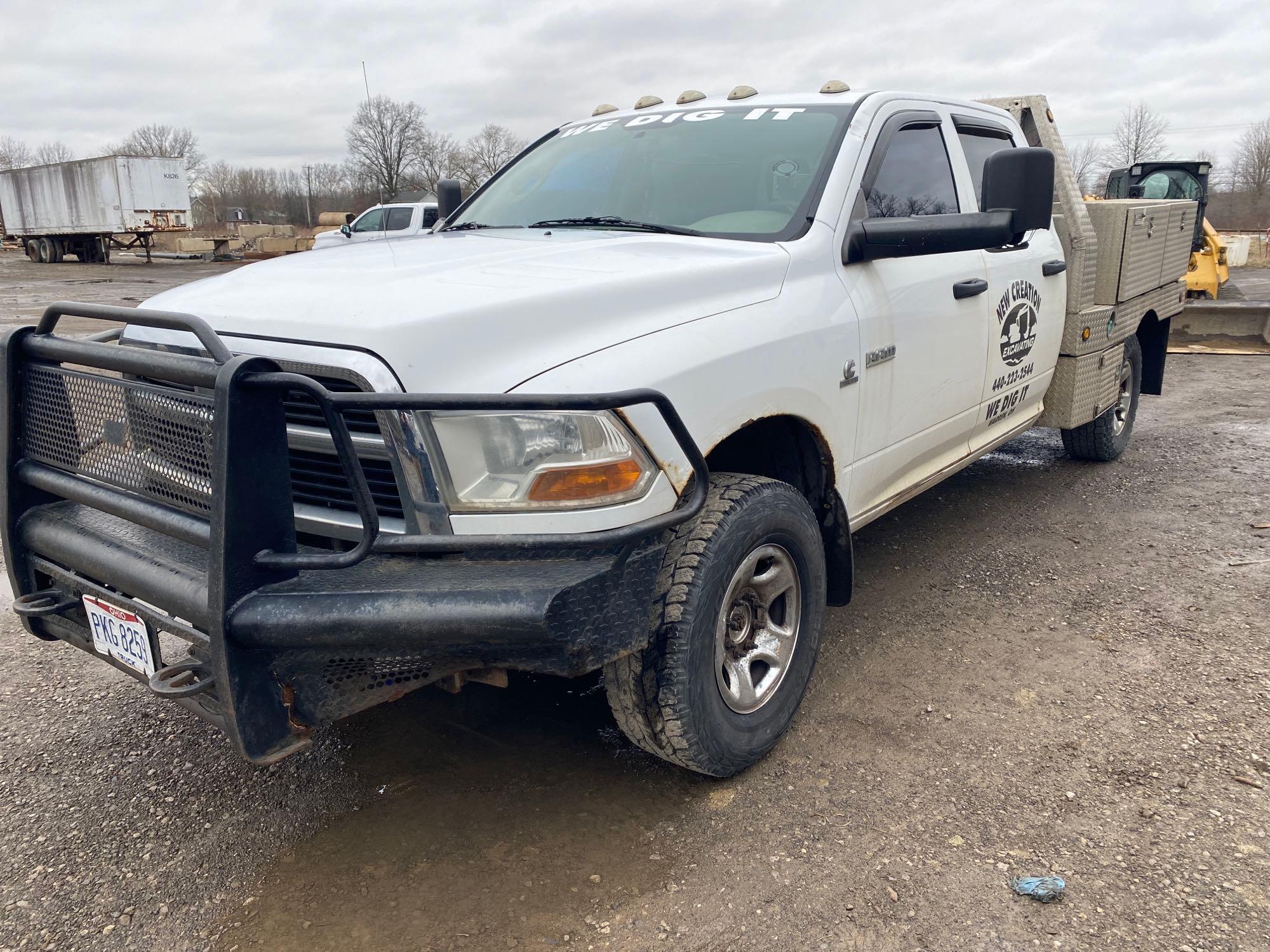 2011 Dodge 2500 Diesel W/ Service bed