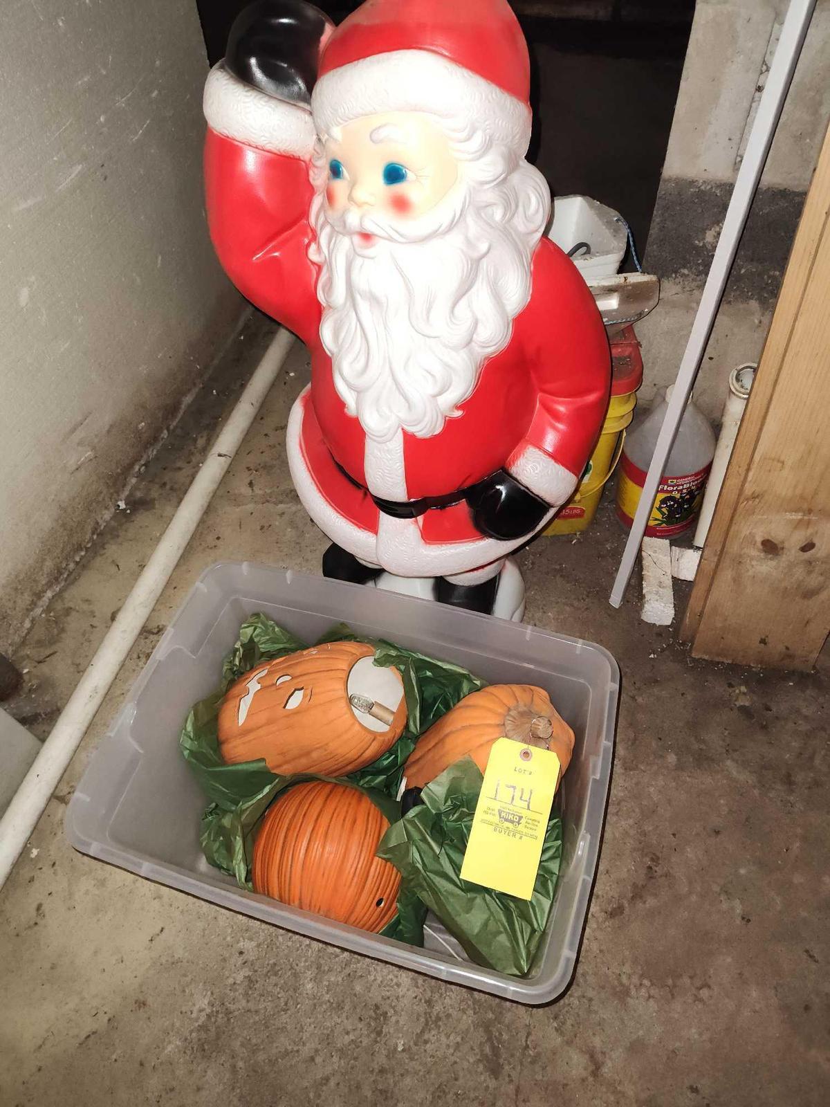 Santa Blow Mold, Pumpkins