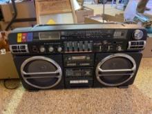 Lasonic TRC-931 Boom Box