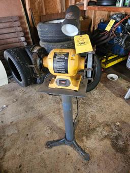 Central Machinery 6 Inch Bench Grinder with Light and Stand