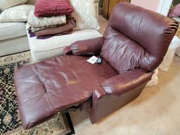 Best Home Furnishings Electric Recliner (Works Good)