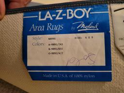 La-z-boy 6x9ft Area rug