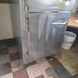 Traulsen R and A series refrigerator unit