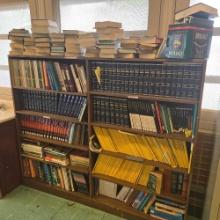 6ft wide book shelf and books