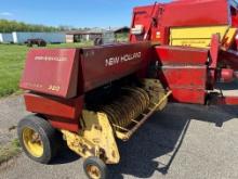 New Holland hayliner 320 square baler