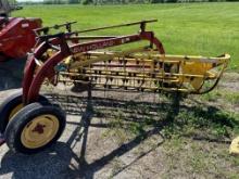 New Holland 256 Rollabar rake