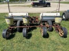 international 4 row planter