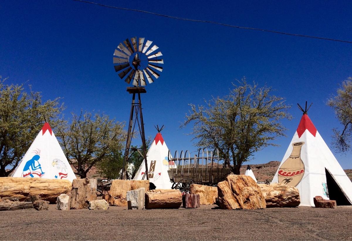 37 Acres in the Spectacular Painted Desert!