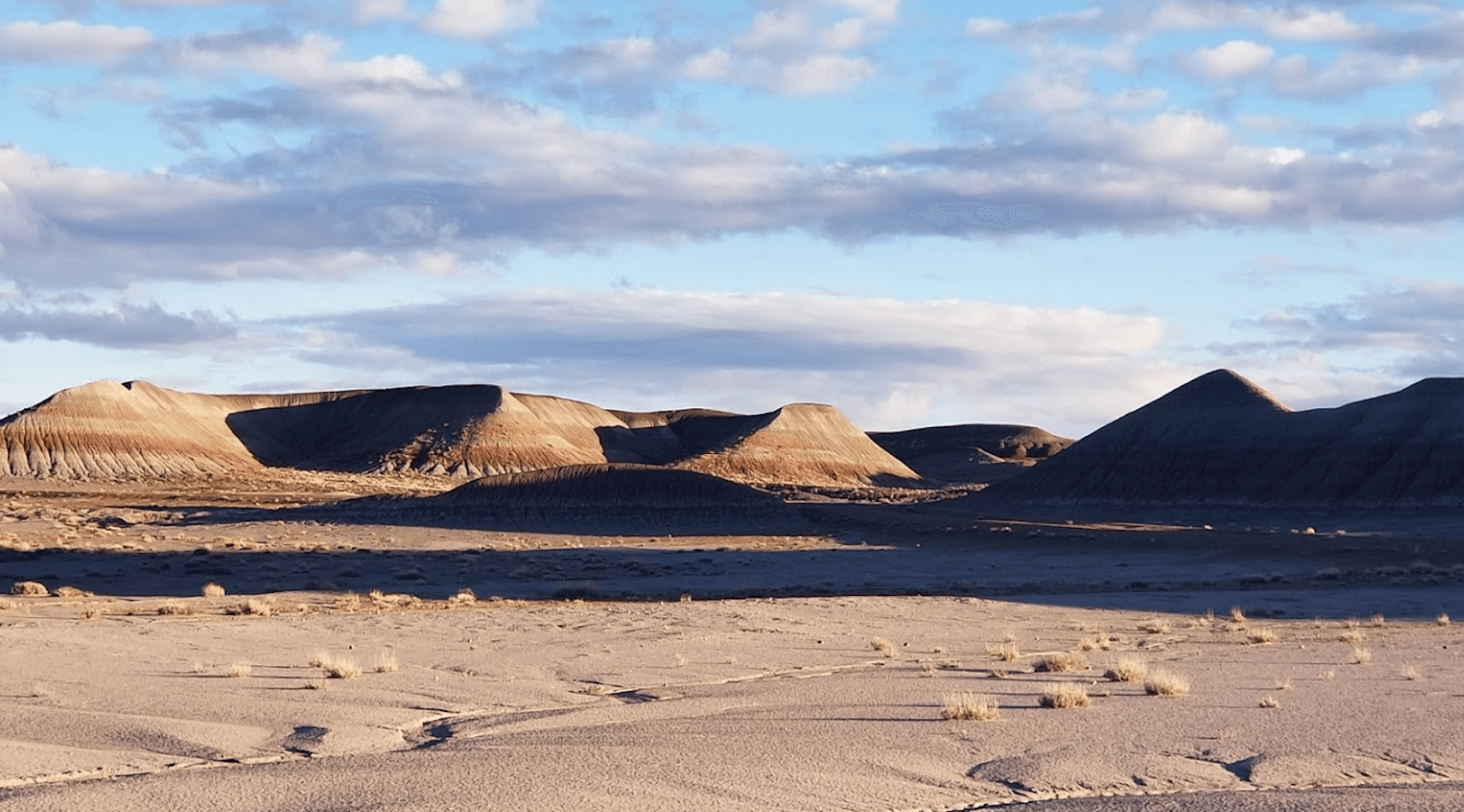 One Acre Near the Petrified Forest National Park!