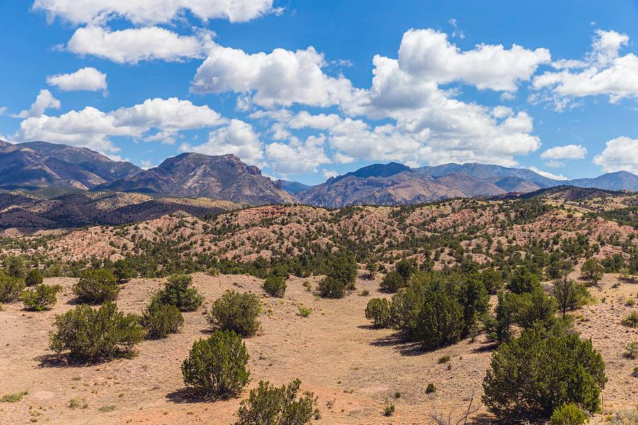 Prime Investment Opportunity with Mountain Views in New Mexico!