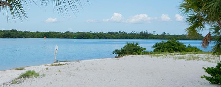 Close to the Peace River & Less than an Hour to Port Charlotte Beach Park in Florida!