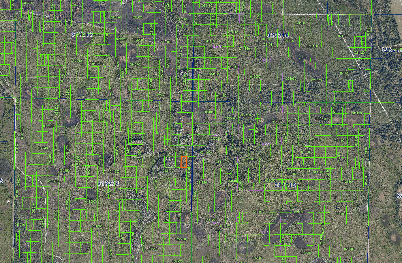 Beautiful 1.27 Acres Lot in Polk County, Florida!