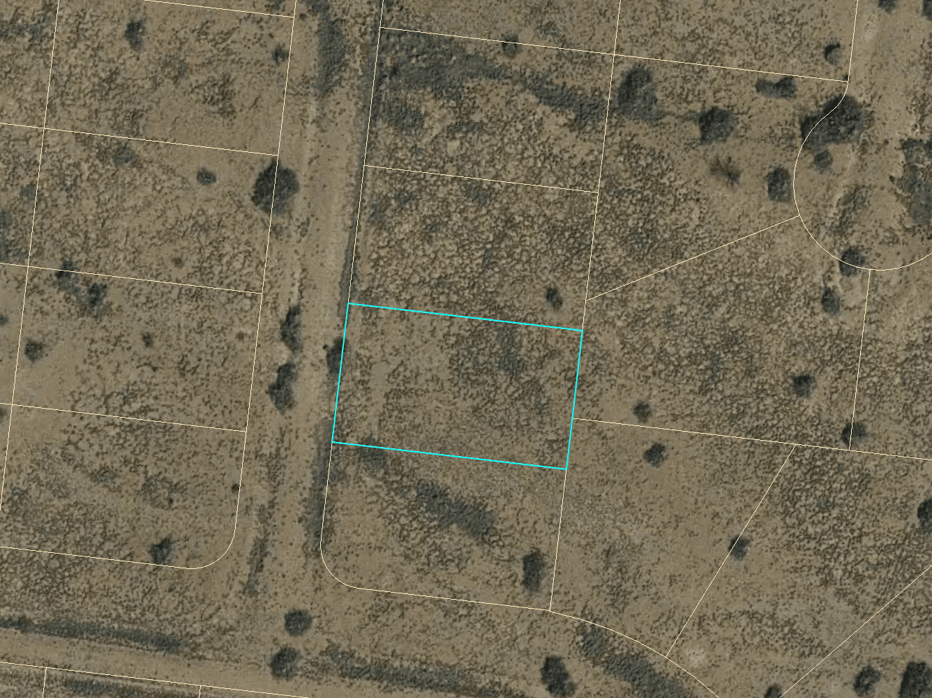 Lot in Booming Valencia County, New Mexico!