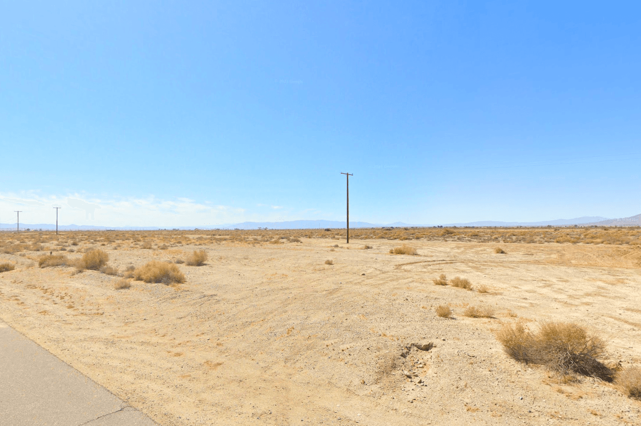 Buildable Lot with Beautiful Sea and Mountain Views in Southern California!