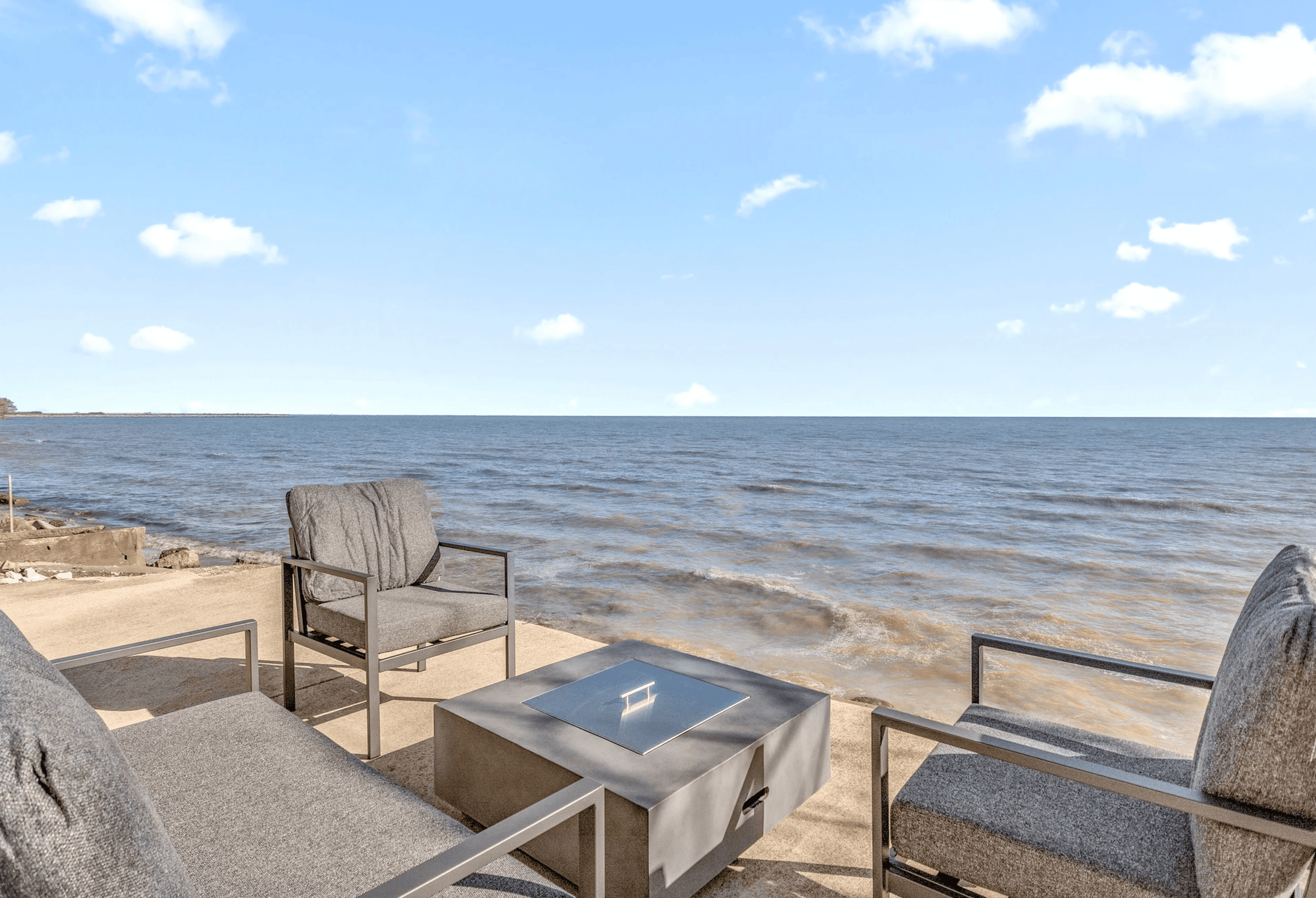 Michigan's Lakeshore Investment Opportunity Near Lake Erie!