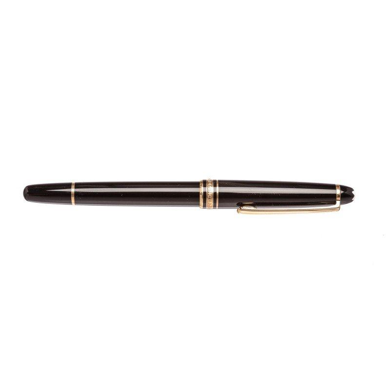 Montblanc Black14k Gold Tip Fountain Pen