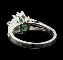 0.26 ctw Emerald and Diamond Ring - Platinum
