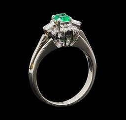 0.26 ctw Emerald and Diamond Ring - Platinum